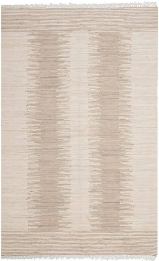 Safavieh Montauk Rug MTK752 Beige, 5 x 7