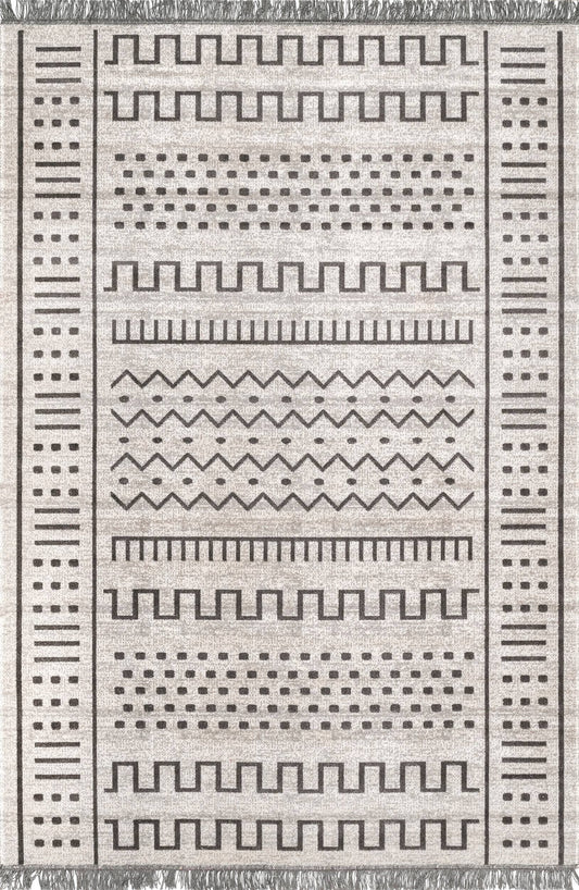 nuLOOM Rugs Outdoor Tribal Cora Light Gray 5 x 8 Area Rug