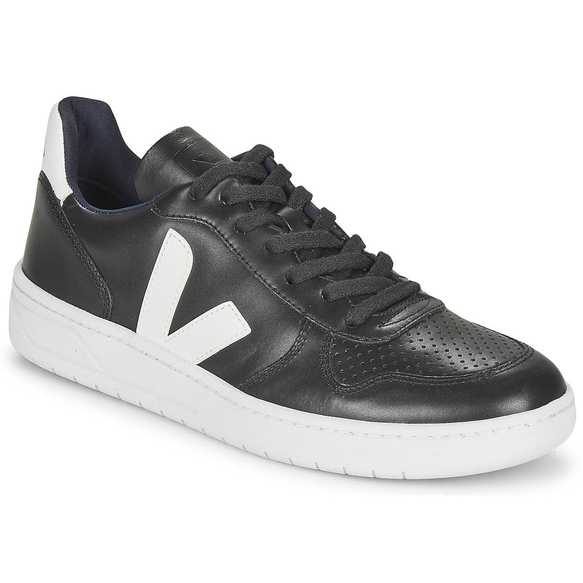 Veja V-10 Black White