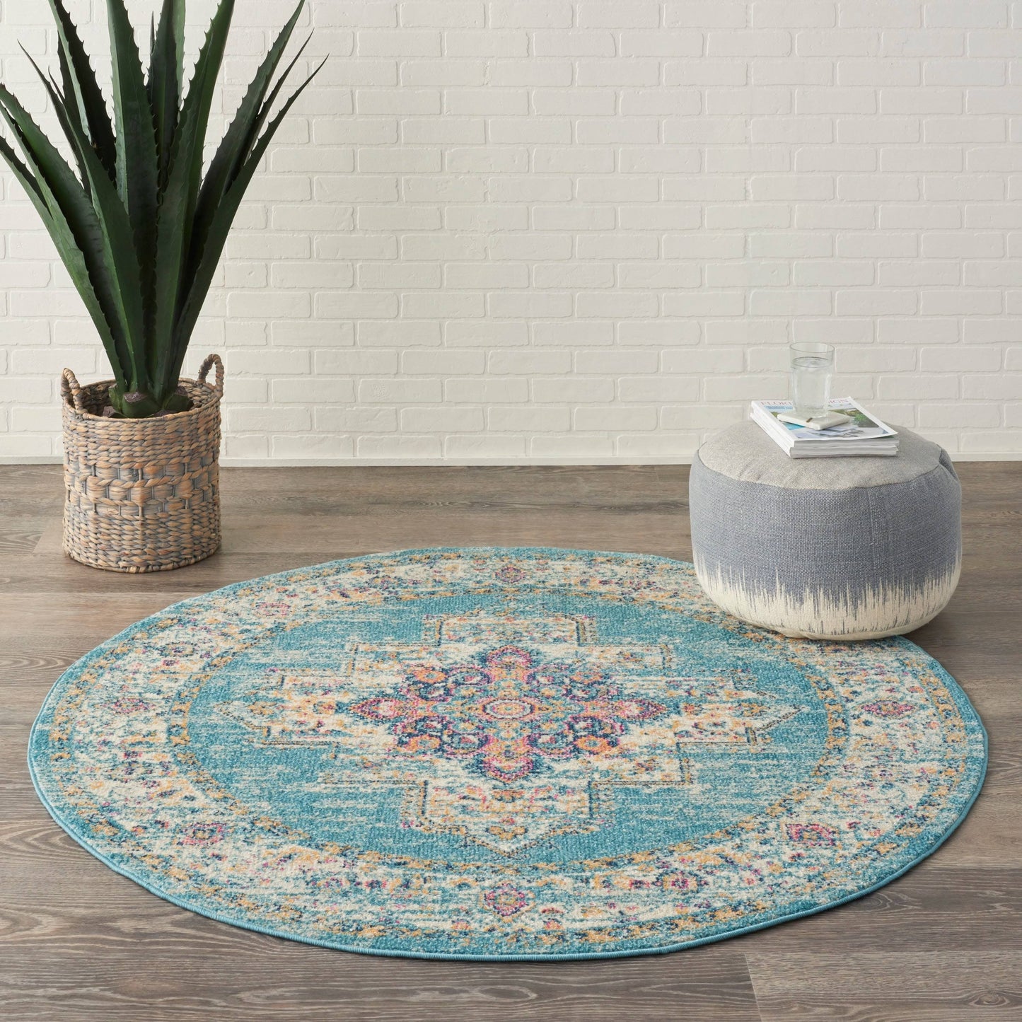 Porch Den Dobbin Vintage Persian Medallion Farmhouse Area Rug (53