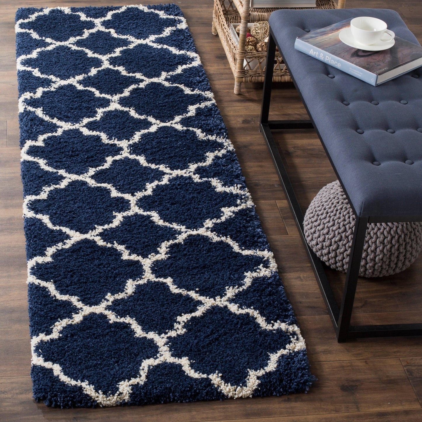 Safavieh Hudson Shag Vitchka Glam Trellis 2-Inch Thick Rug - 23 x 14 - Navy/Ivory