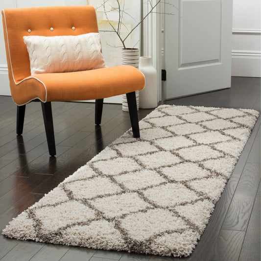 Safavieh Hudson Shag Ariola Trellis 2-Inch Thick Rug - 23 x 16 Runner - Ivory/Grey